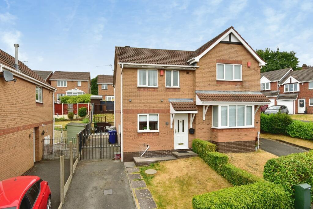Main image of property: Menai Grove, STOKE-ON-TRENT, Staffordshire, ST3