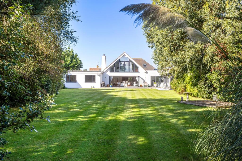 Main image of property: Pigeonhouse Lane, Rustington