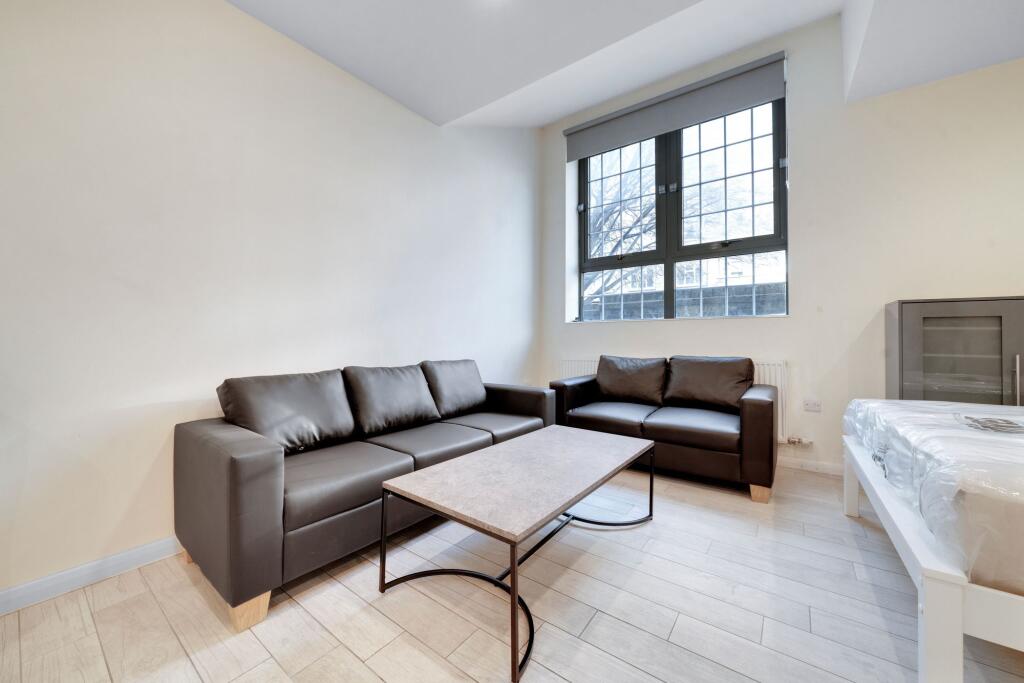 Main image of property: Gallery Apartments, Commercial Road, Whitechapel, E1