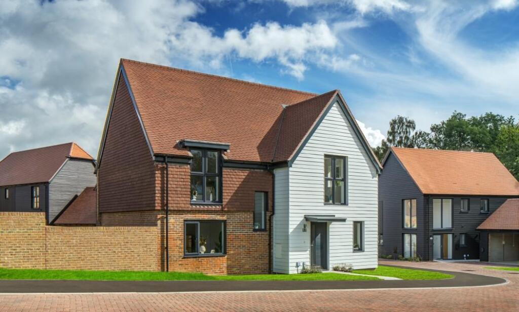 Main image of property: Highgate Hill,
Hawkhurst,
TN18 4LS
