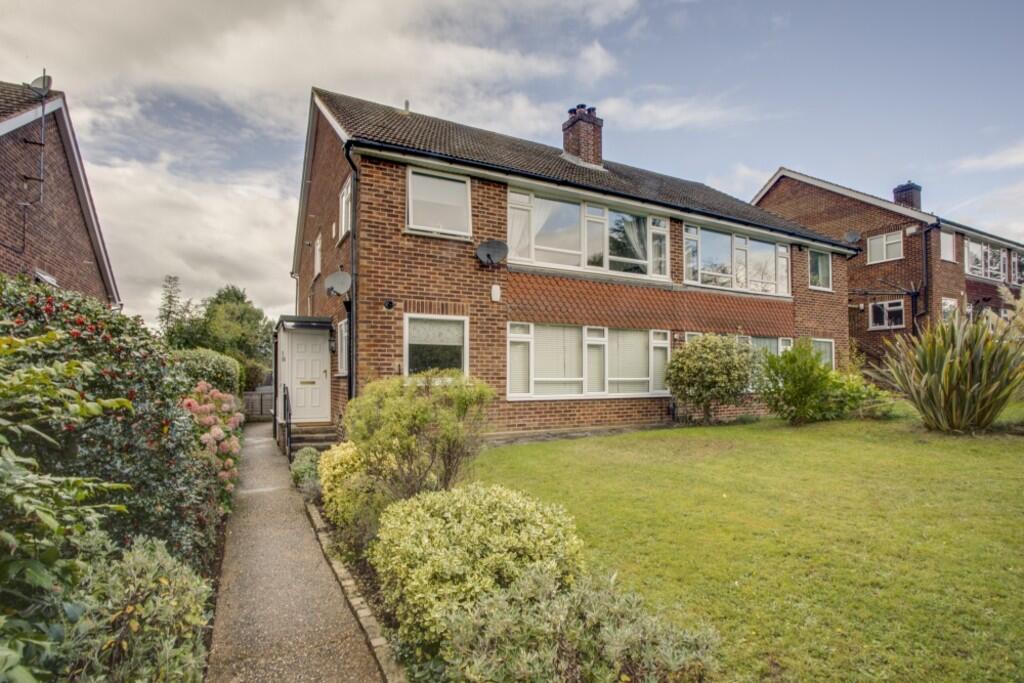 Main image of property: Chalfont Avenue, Buckinghamshire