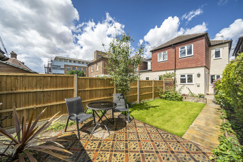 Main image of property: Leas Road, Guildford, GU1