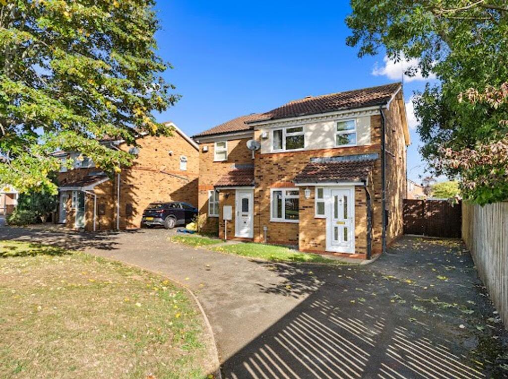 Main image of property: Larkspur Drive, Evesham, WR11