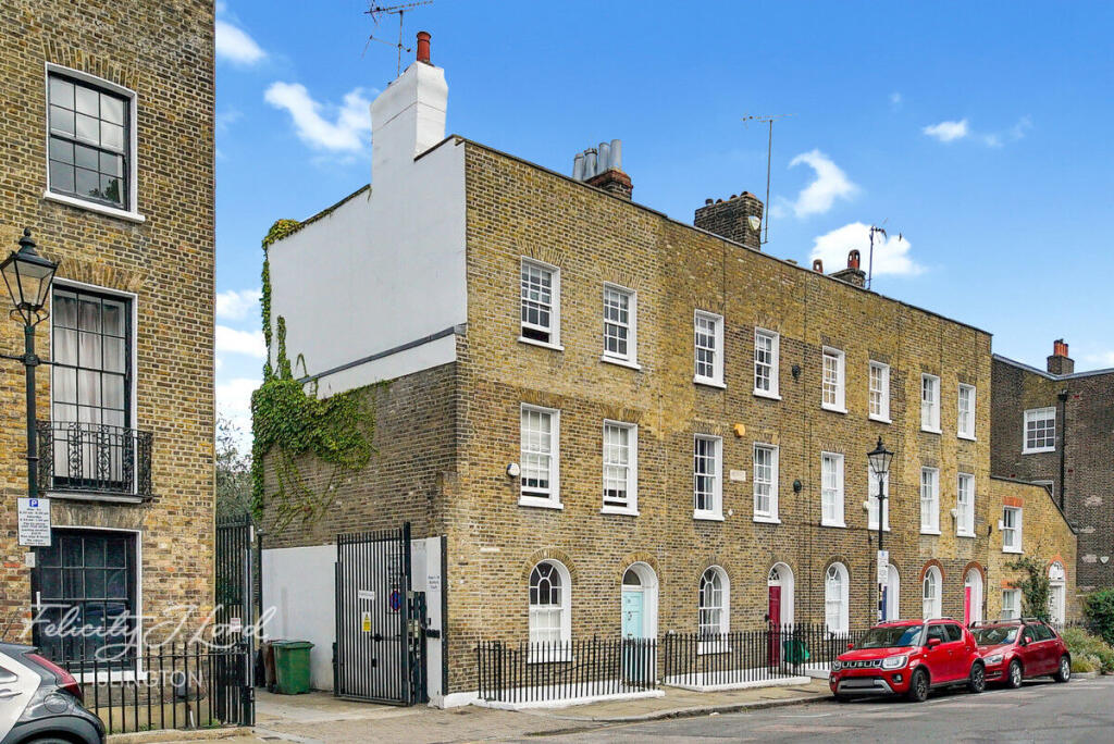 Main image of property: Charlton Place, London N1