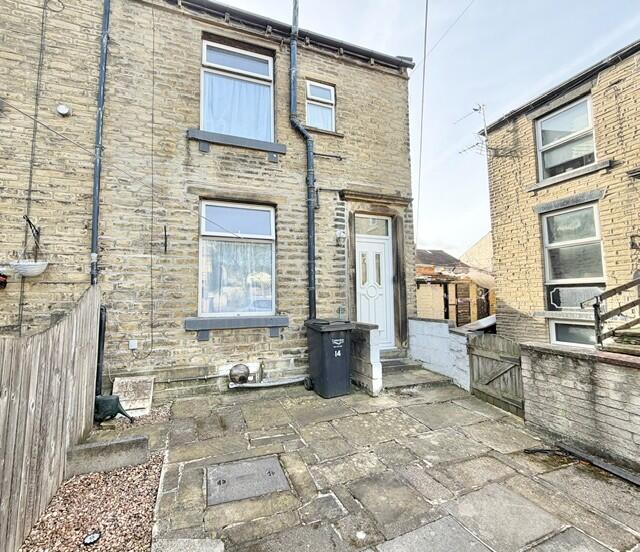 Main image of property: Sculptor Place, Brighouse