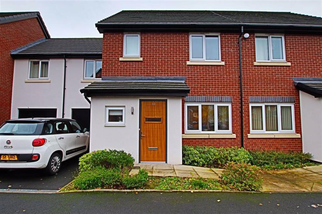 Main image of property: Meldrums Grove, Altrincham, WA14