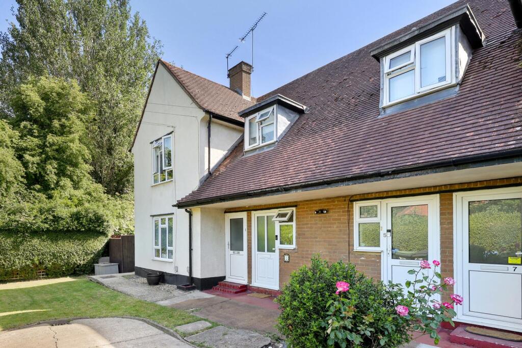 Main image of property: St. Leonards Road, Nazeing | Own Private Garden