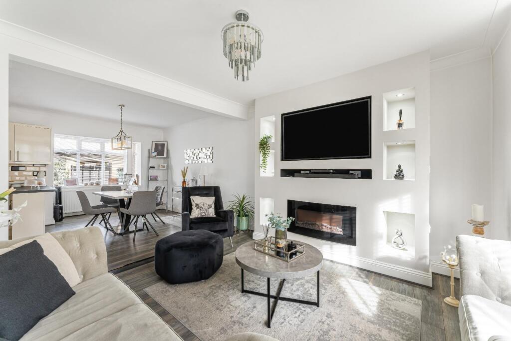 Main image of property: Southern Way, Romford RM7 9PA