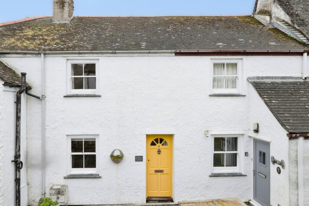 Main image of property: Newlyn