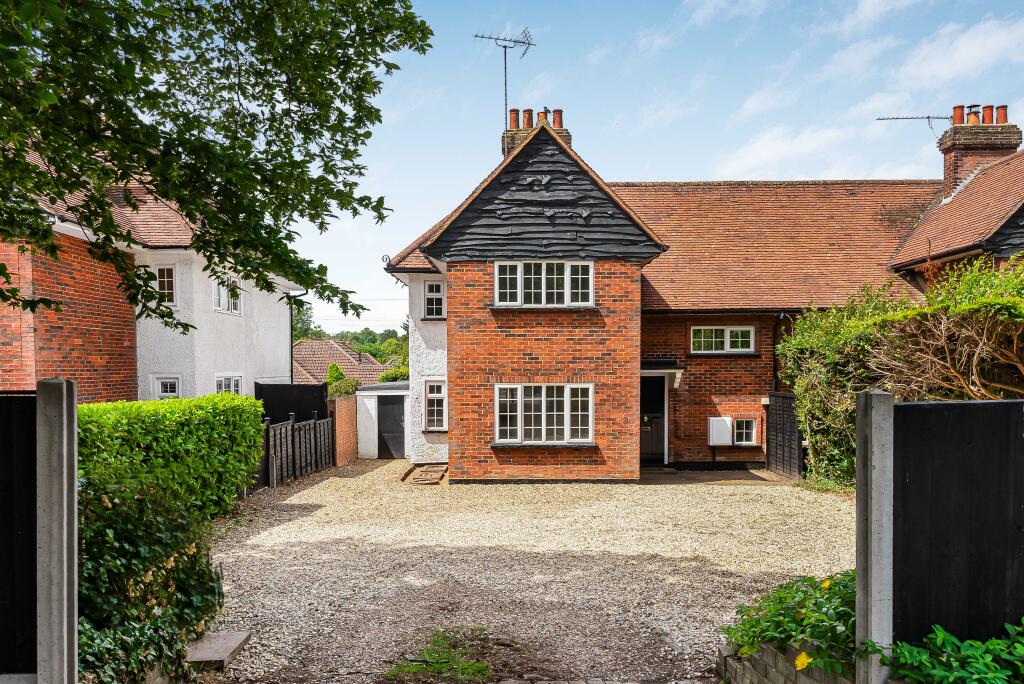 Main image of property: London Road, Knebworth, Hertfordshire