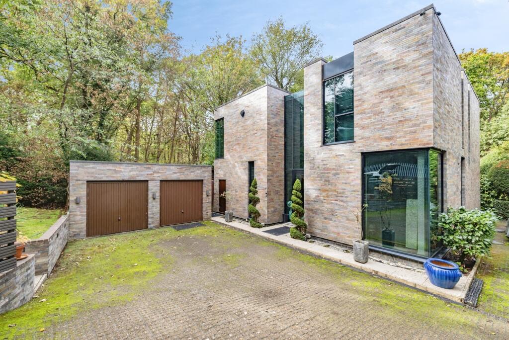 Main image of property: Warren Lane, Stanmore, HA7