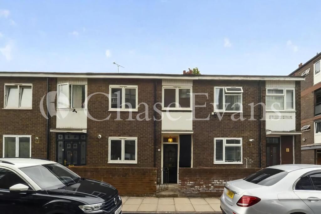 Main image of property: Woodall Close, London, E14