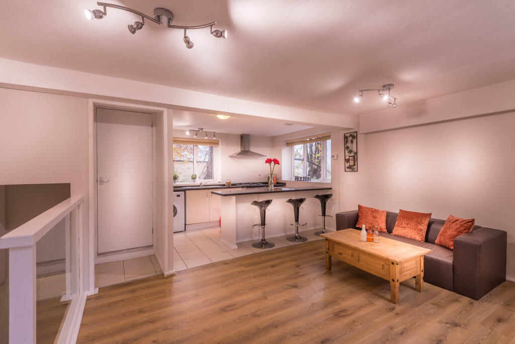 Main image of property: Tapton House Road, Sheffield, S10 5BY