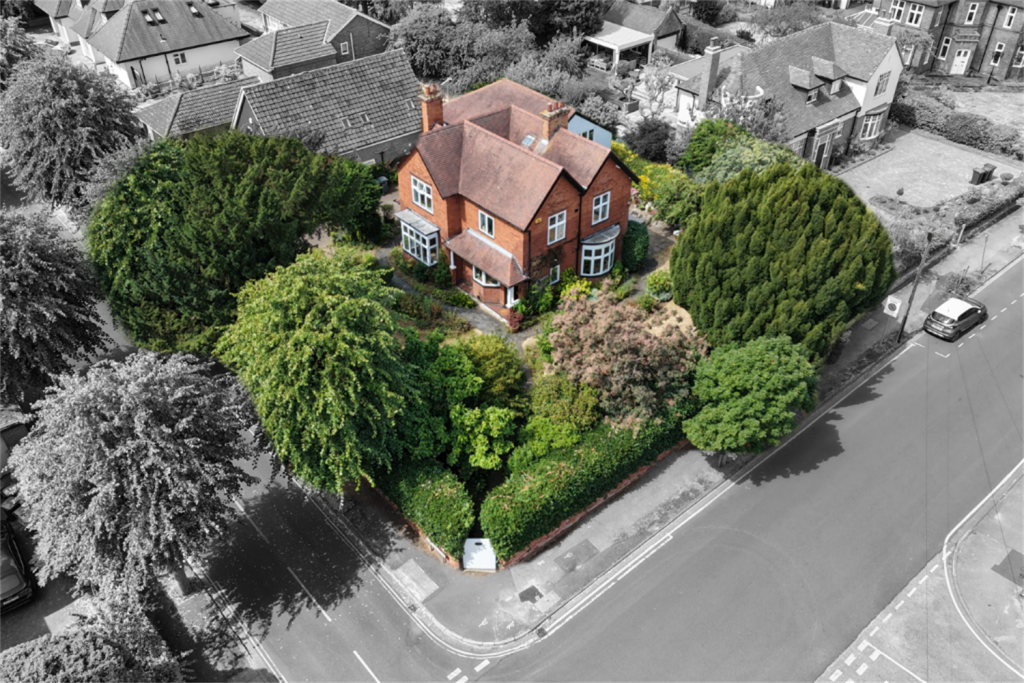 Main image of property: Devonshire Avenue, Beeston, NG9 1BS