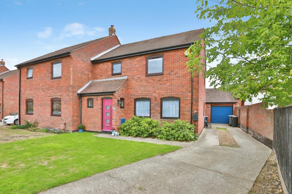 Main image of property: Willow Mead, BOURNEMOUTH, Dorset, BH8