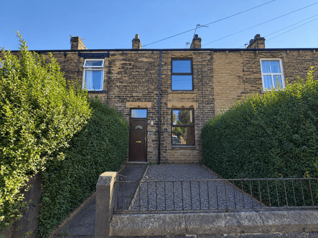 Main image of property: 42 Springstone Avenue, Ossett, Wakefield, WF5