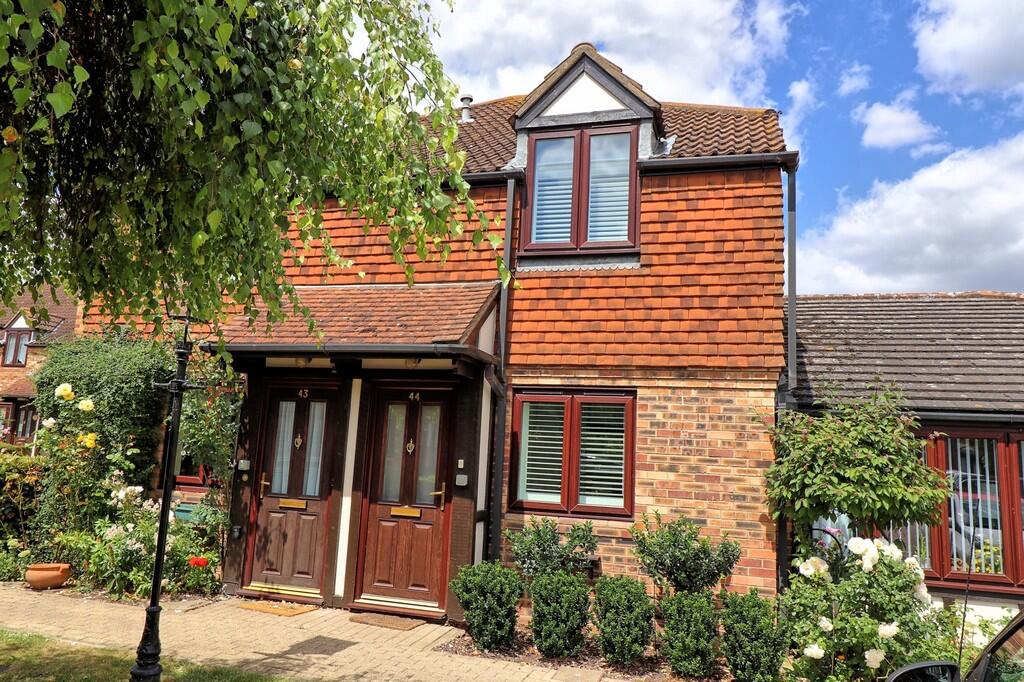 Main image of property: Orchard Mead 