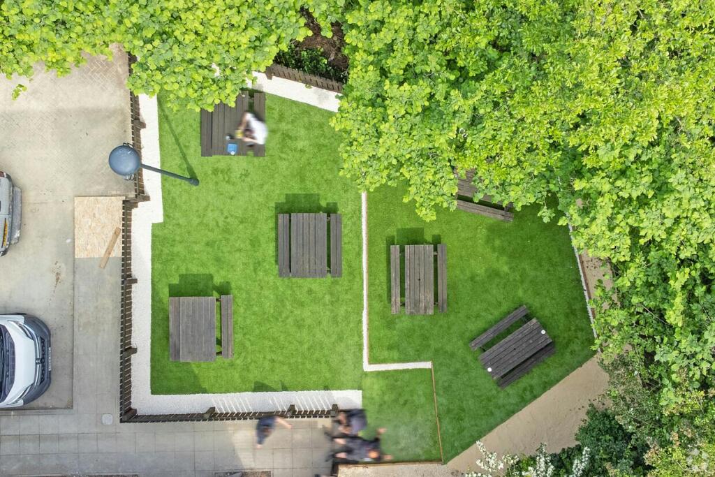 Element - Outdoor.jpg