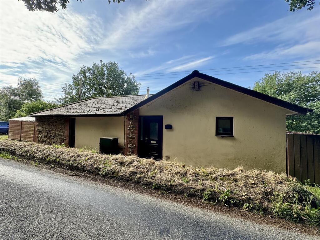 Main image of property: CHAWLEIGH