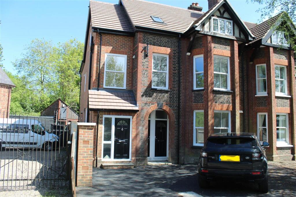 Main image of property: Station Road, Edenbridge, Kent, TN8