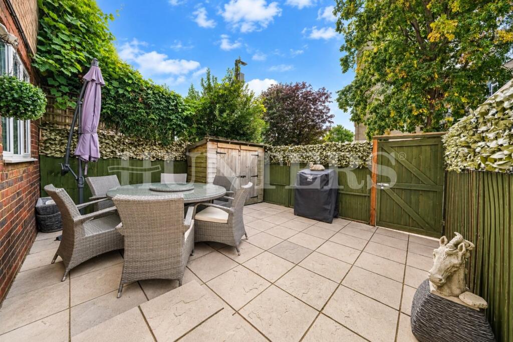 Main image of property: Hale Gardens, London, N17
