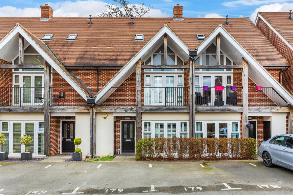 Main image of property: Romans Close, Guildford