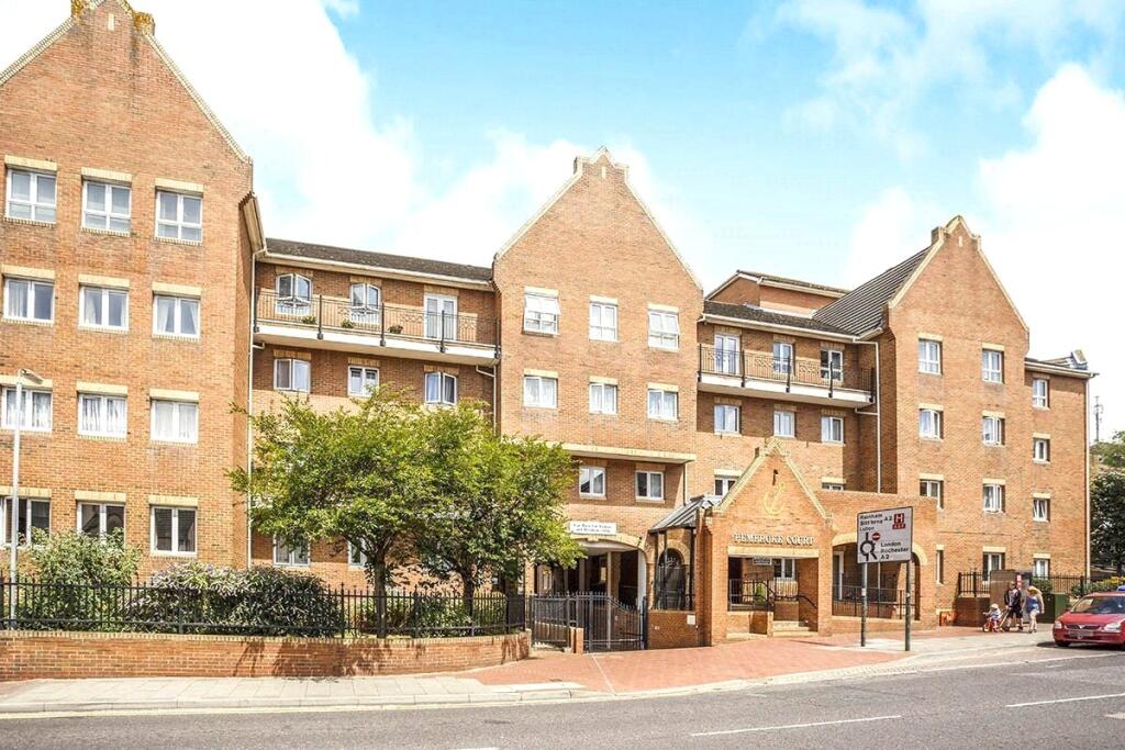 Main image of property: High Street, Chatham, Kent, ME4