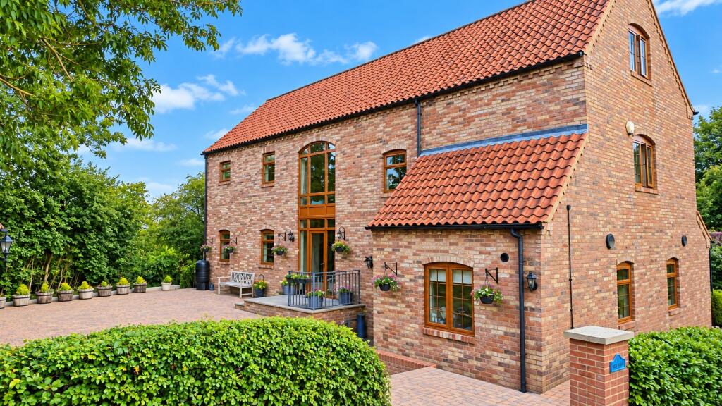 Main image of property: Beckview  Church Road, Stow, LN1