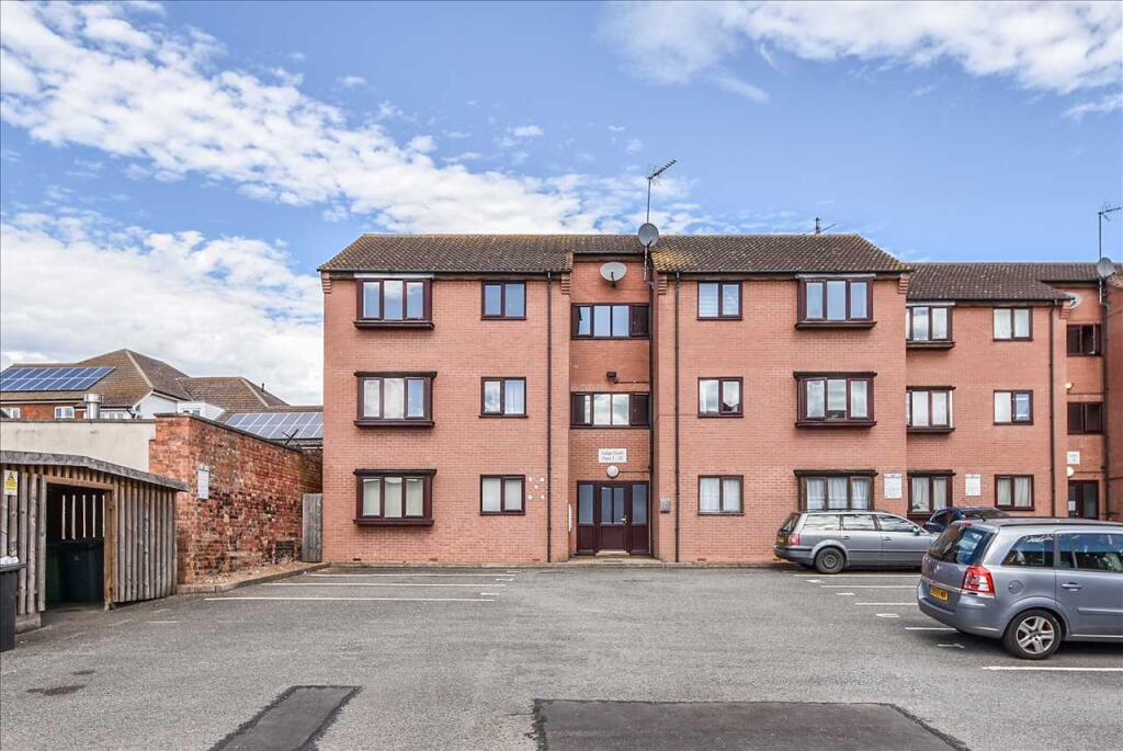 Main image of property: Lodge Court, York Road, Wellingborough, NN8 1DS