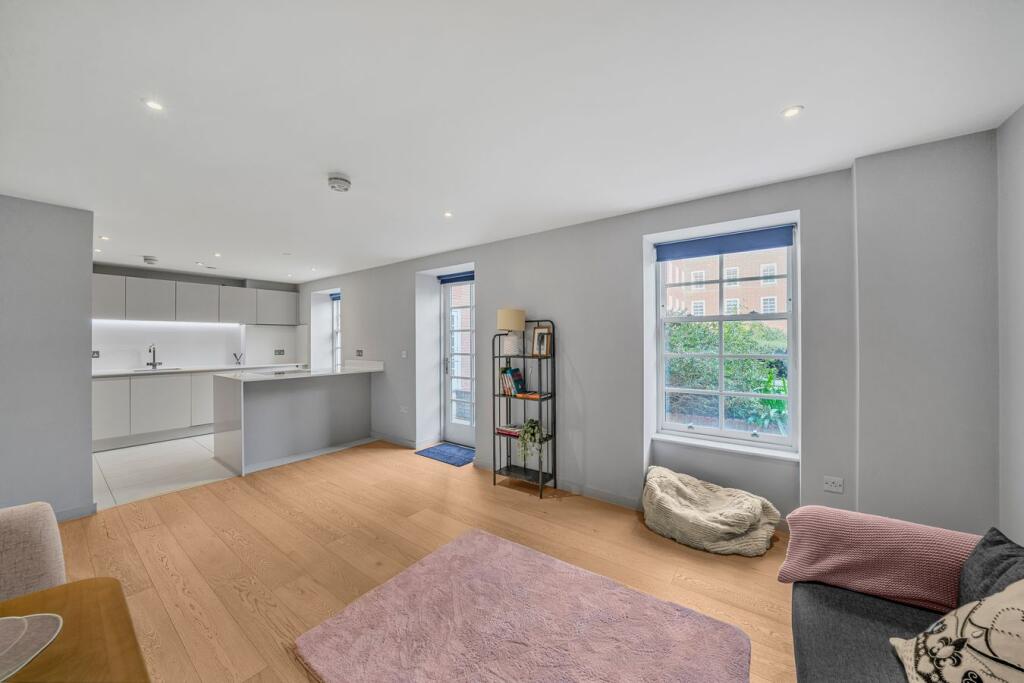 Main image of property: Ashlar Court, 21 Ravenscourt Gardens, Ravenscourt Park, Hammersmith, W6