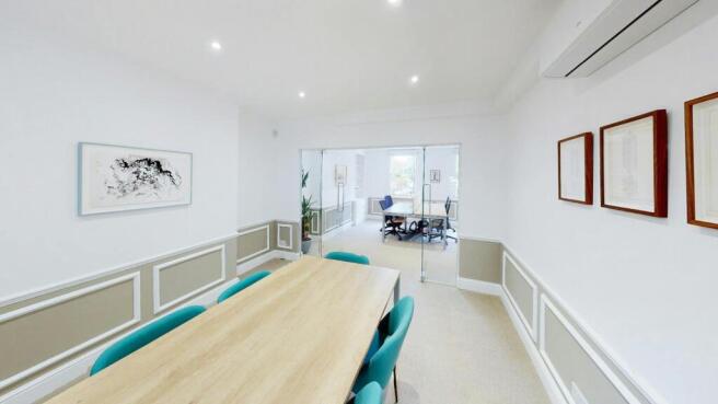 60PembrokeRoad Kensington W8 office to let west London meeting room.jpg