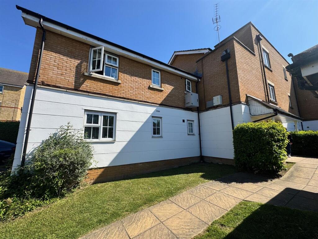 Main image of property: Kendal, Purfleet