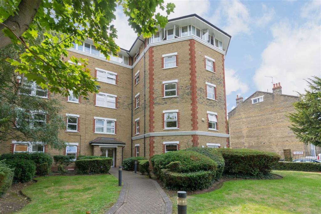 Main image of property: Nightingale Lane, Balham