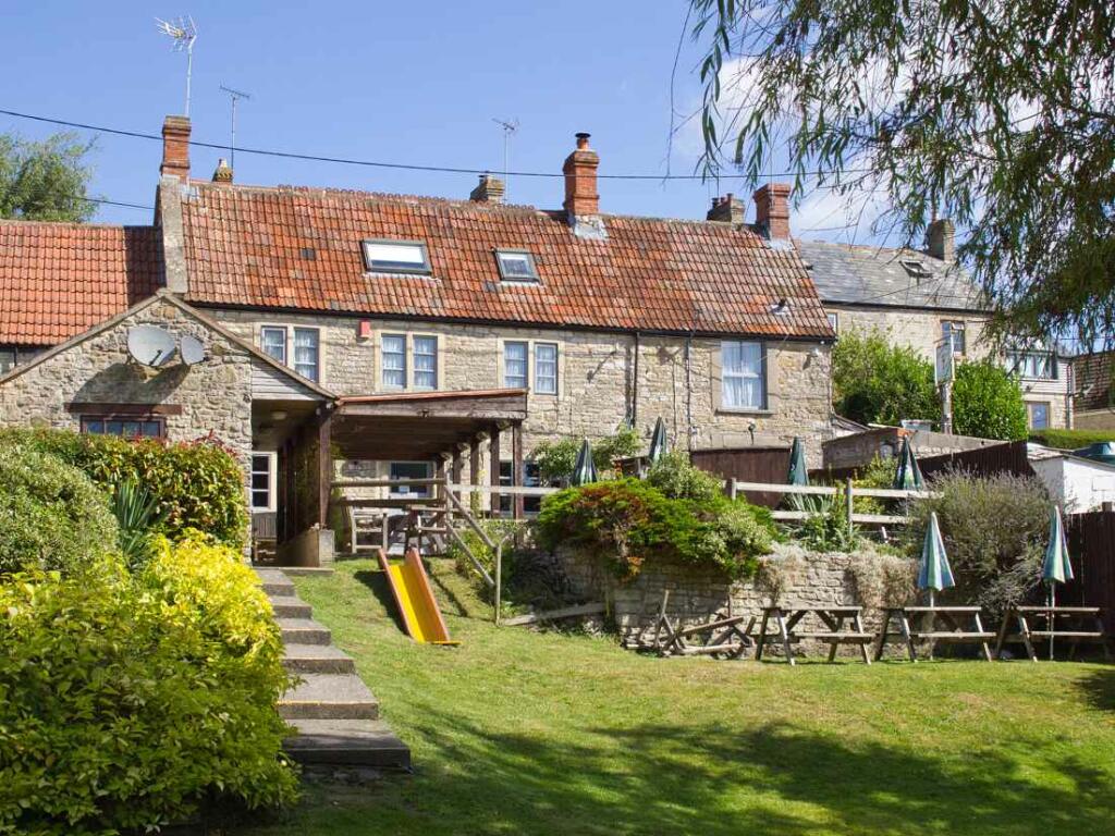 Main image of property: W-420539 - Apple Tree Inn, Shoscombe, Bath BA2 8LS