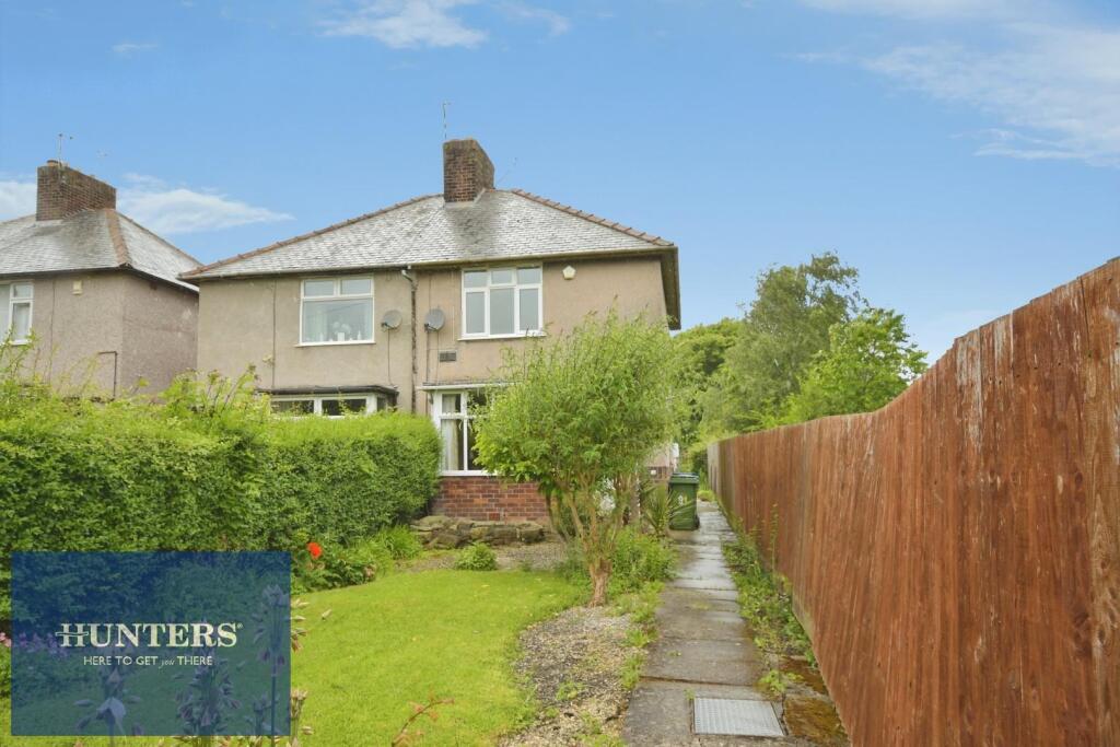 Main image of property: Calow Lane, Hasland, Chesterfield, S41 0AX