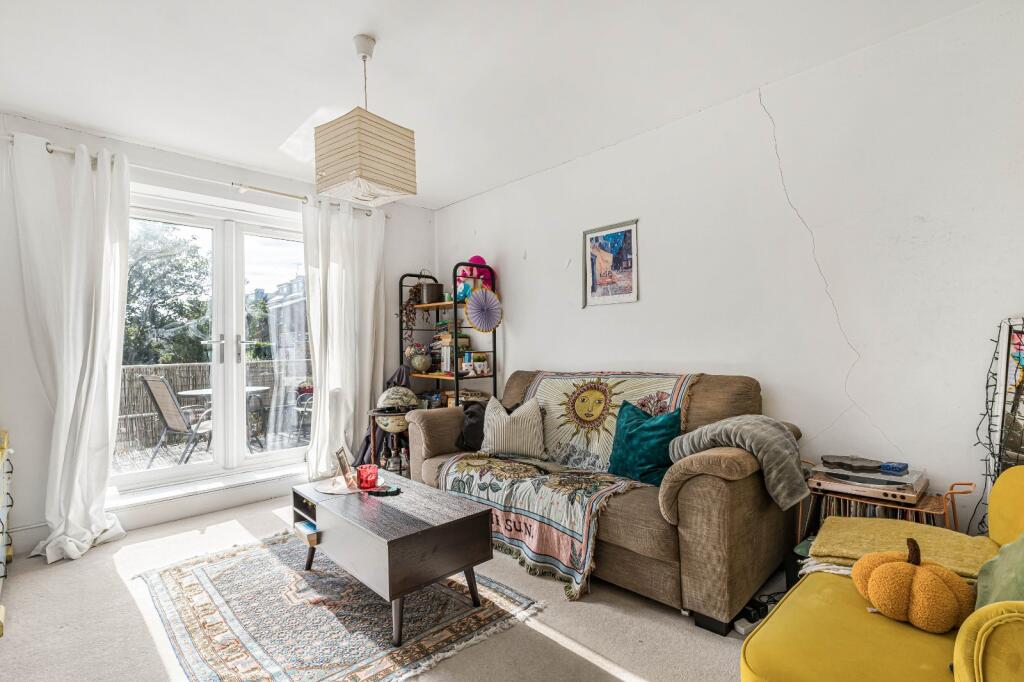 Main image of property: Alexandra Grove, 
Finsbury Park, N4