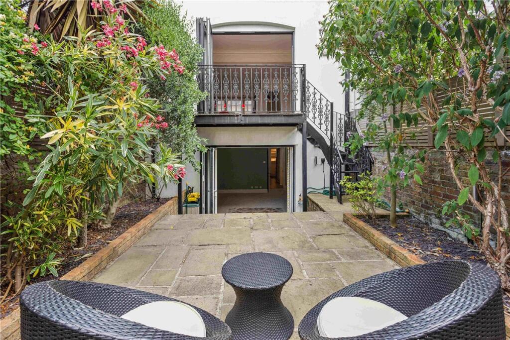Main image of property: St Dunstans Road, London, W6