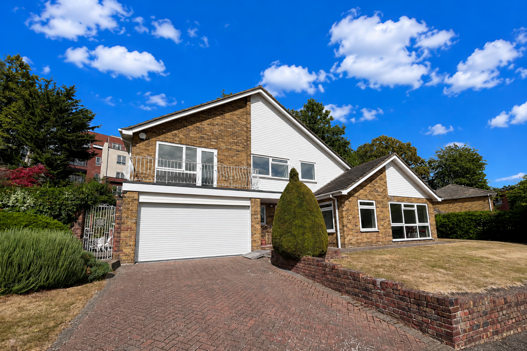 Main image of property: More Close, Purley, Croydon