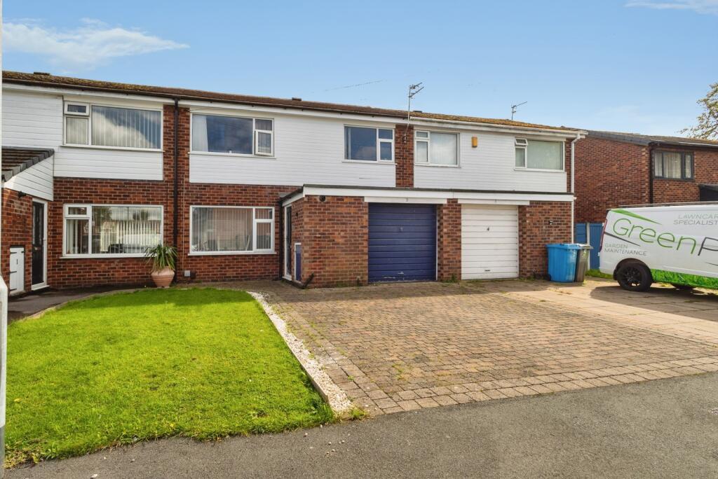 Main image of property: Leaburn Drive, Burnage, Manchester, Greater Manchester, M19