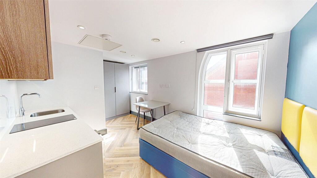 Main image of property: 148 Great Ancoats Street, Manchester, M4