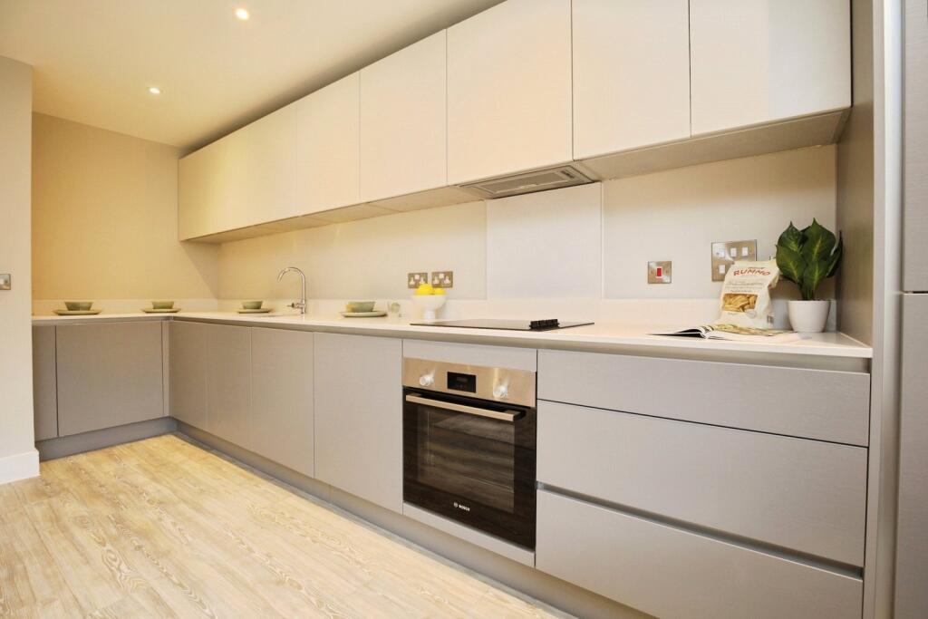 Main image of property: Kings Road, Newbury, Berkshire, RG14
