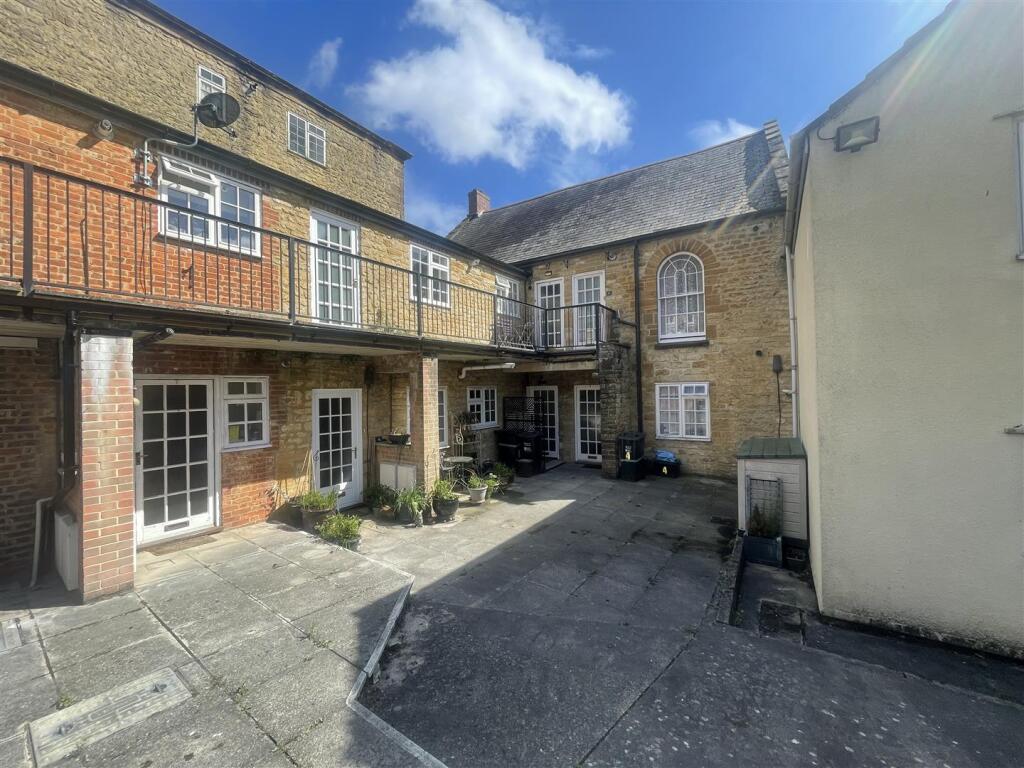 Main image of property: East Street, Crewkerne
