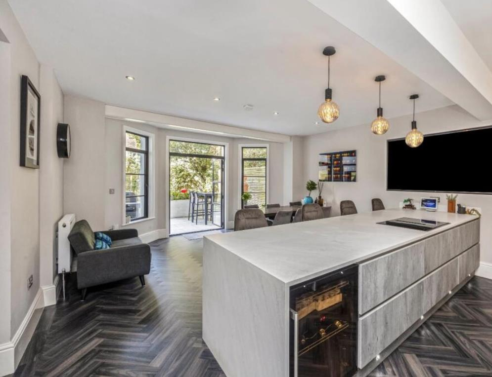 Main image of property: Spear Mews, London