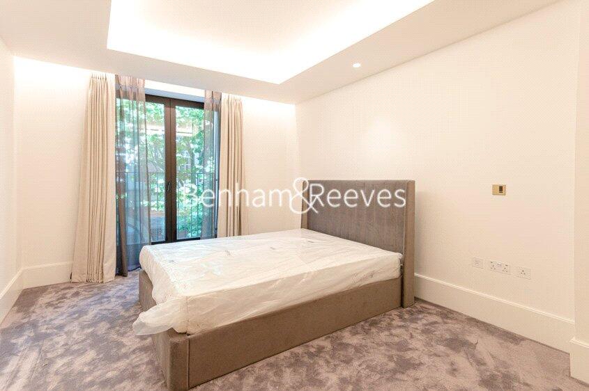 Main image of property: Lancer Square, London, W8