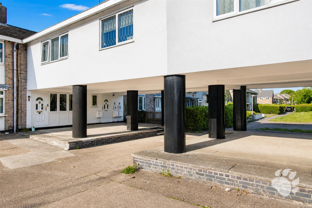 Main image of property: The Fold, Basildon, SS14