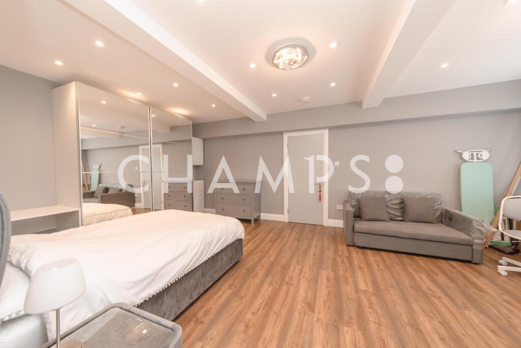 Main image of property: Flat 16, London
