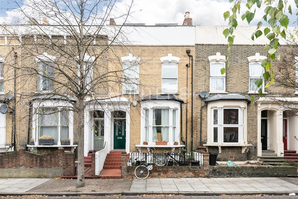 Main image of property: Narford Road, London, E5
