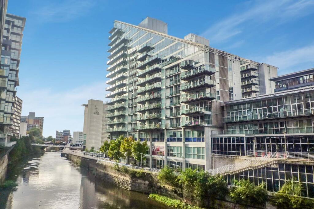 Main image of property: The Edge, Clowes Street, Manchester City Centre, Salford, M3