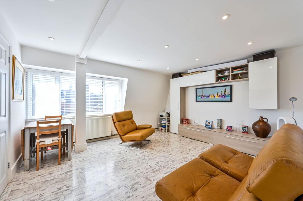 Main image of property: Freshcliffe House East, Guildford, GU2