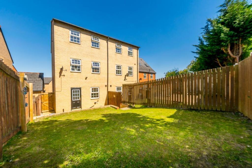 Main image of property: Mozart Way, Morley, LS27
